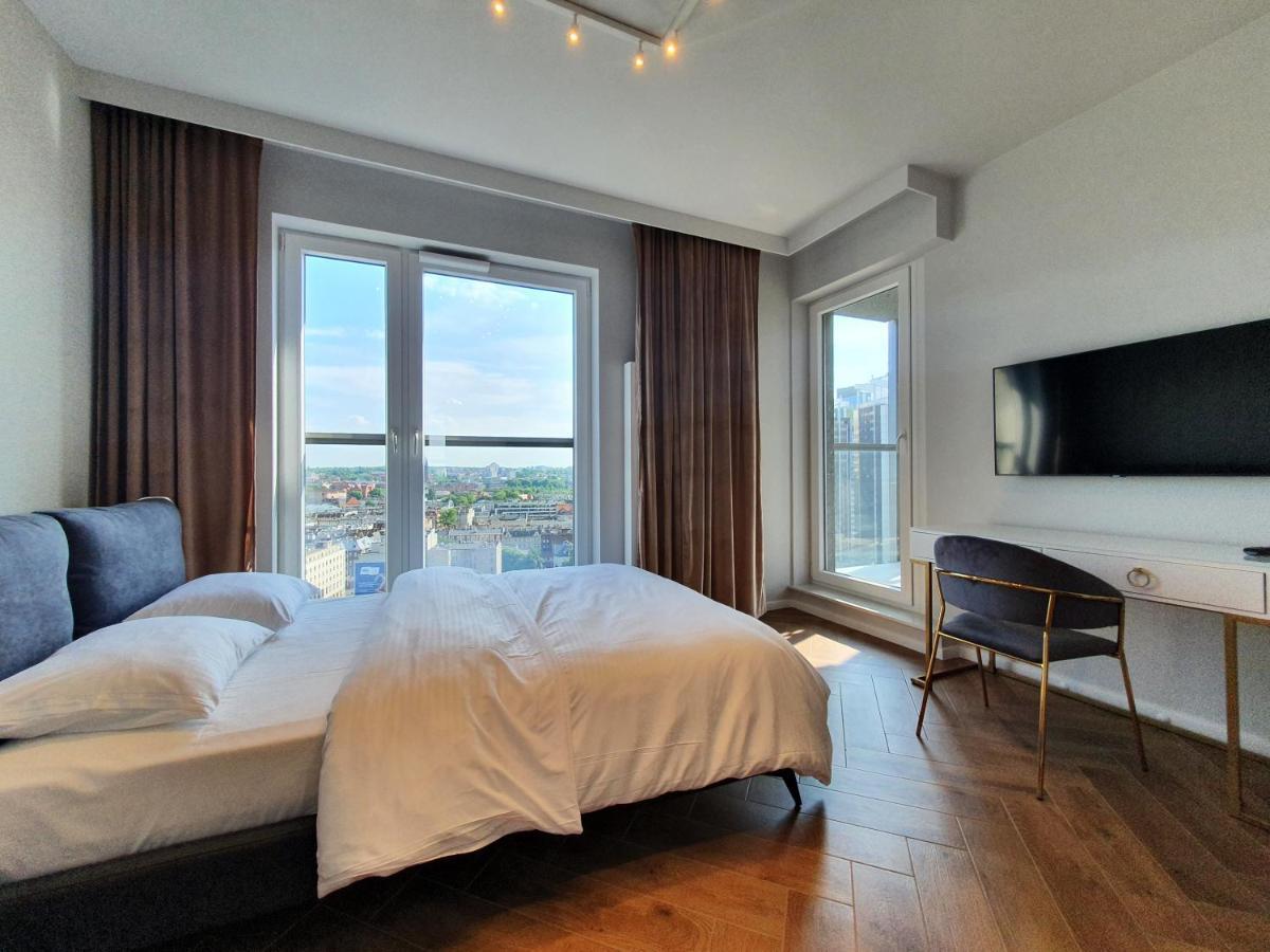 15 Pietro Sokolska 30 Towers Apartments - New - Lux - Parking - Sauna - Gym- And The Best View In Κατοβίτσε Εξωτερικό φωτογραφία