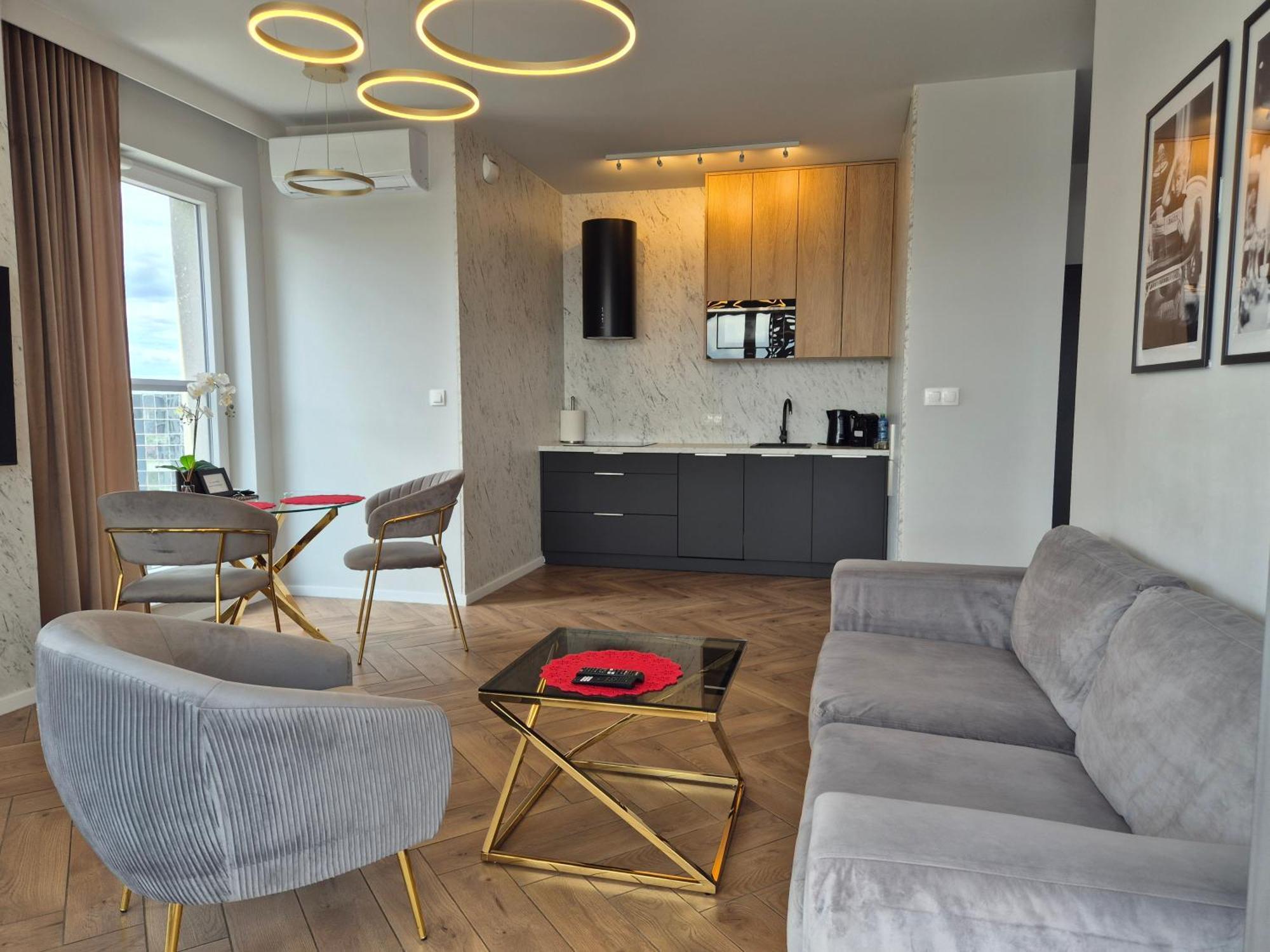 15 Pietro Sokolska 30 Towers Apartments - New - Lux - Parking - Sauna - Gym- And The Best View In Κατοβίτσε Εξωτερικό φωτογραφία